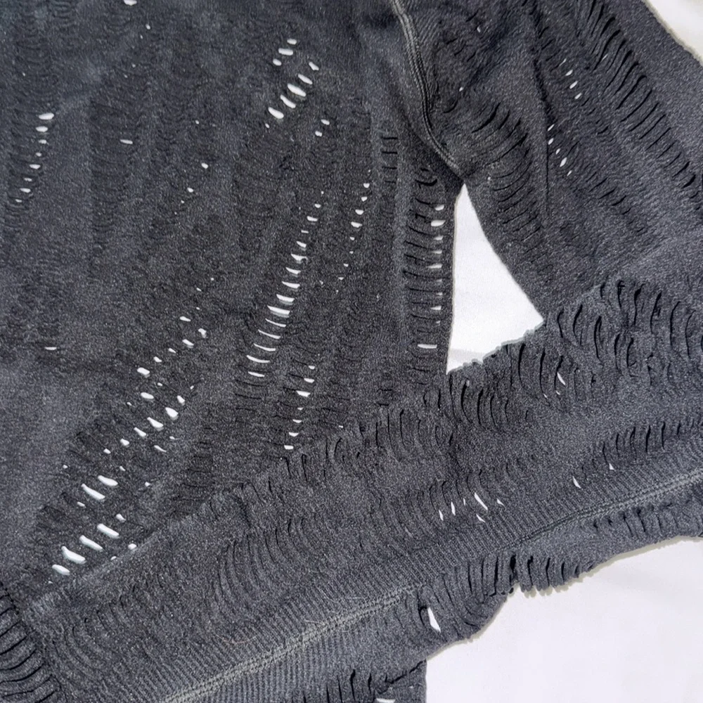 Cutout athletic shirt